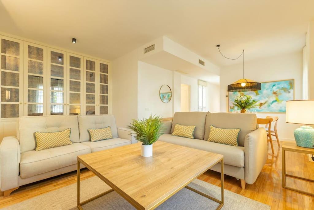Triana Deluxe By Valcambre Appartement Sevilla Buitenkant foto